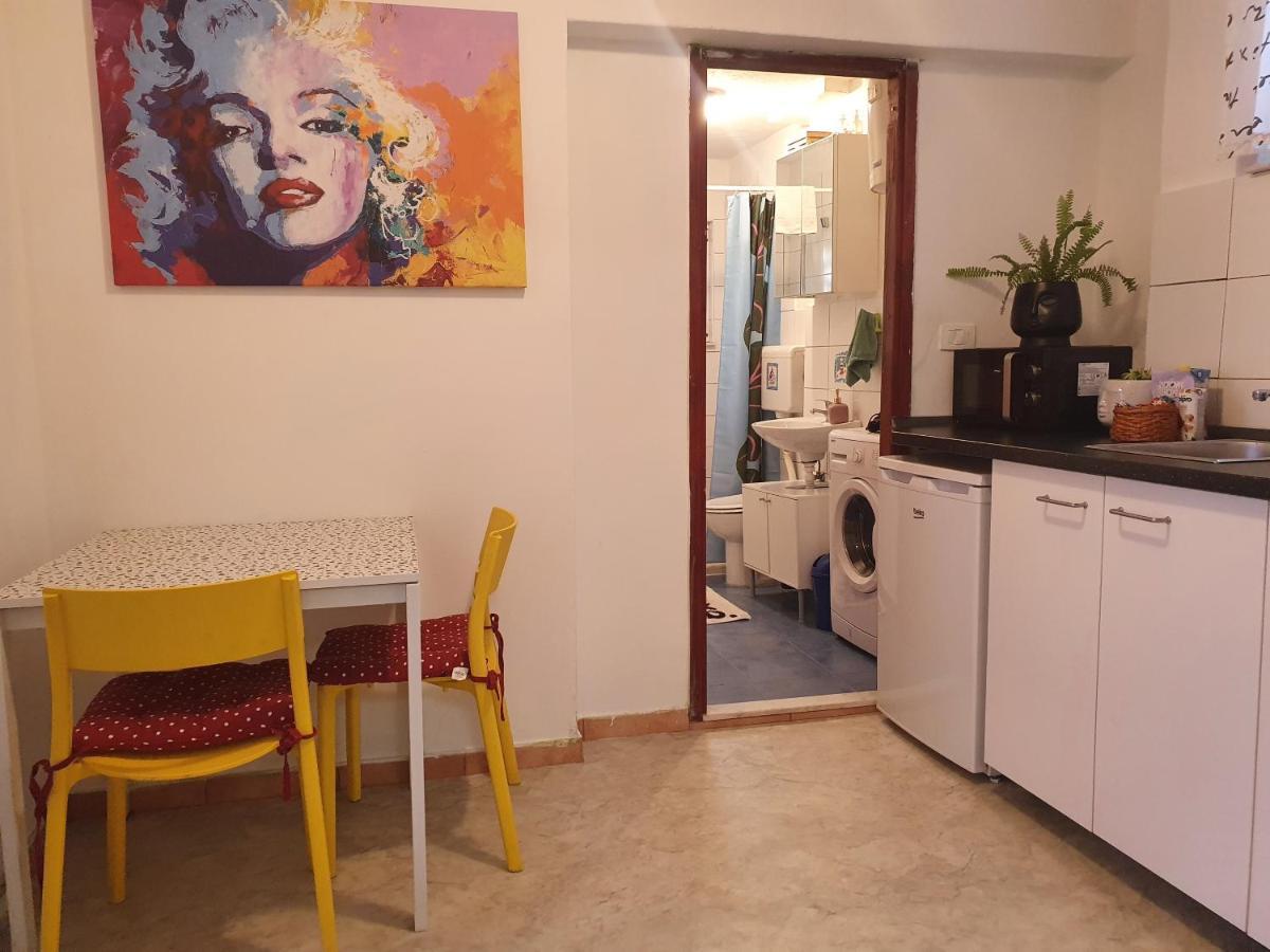 Apartment Perfect Summer Split Bagian luar foto